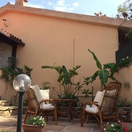 Nyaraló Casa Al Mare Pittulongu *